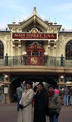 Main Street USA, Disneyland PARIS???