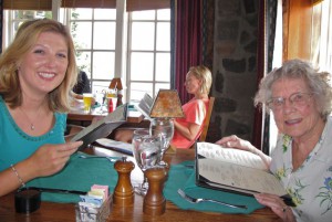 Britta & Grandma having lunch at Crater Lake Lodge